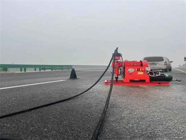 辽源马路路基路面开裂下沉注浆加固灌浆